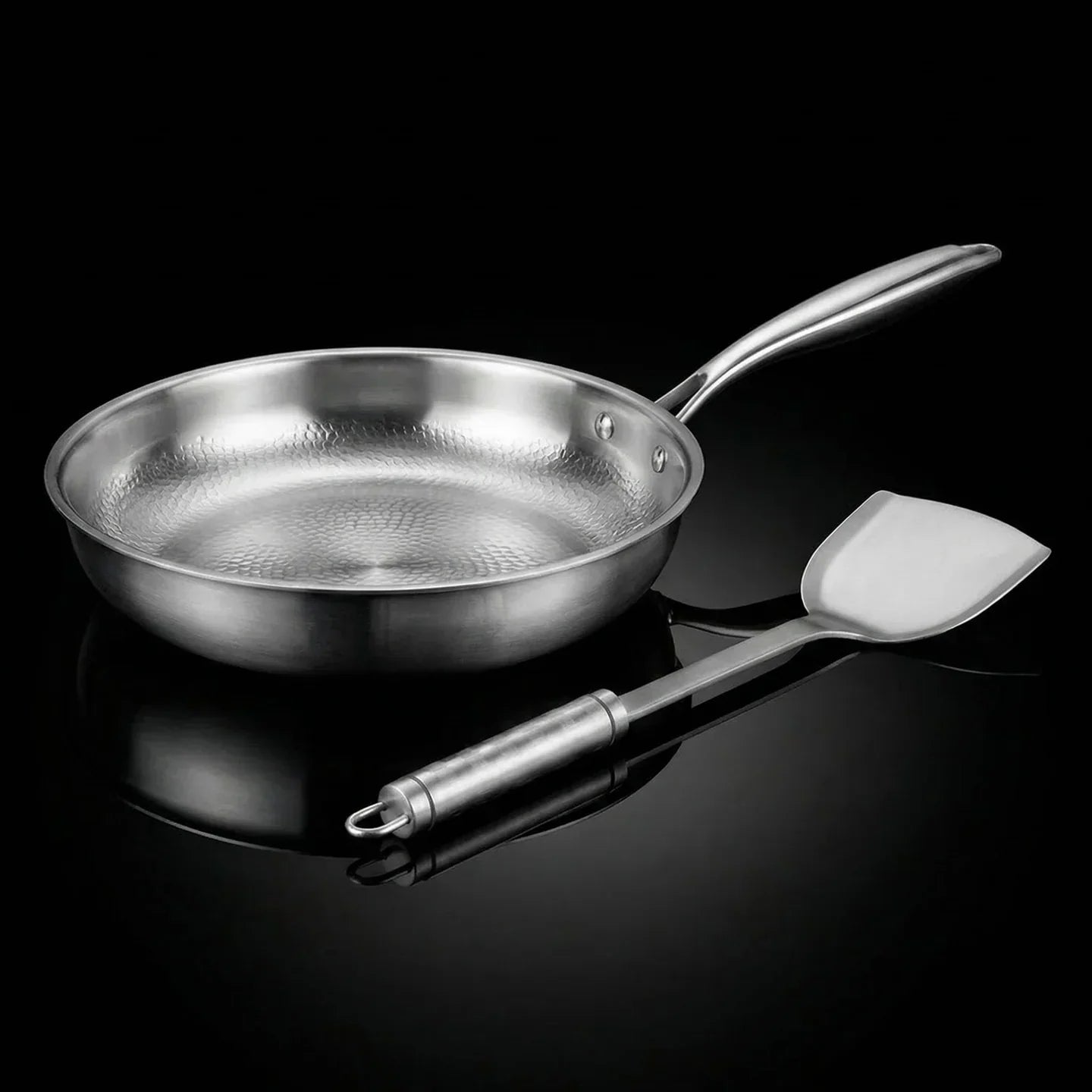 Titanium Hammered Pan + Spatula